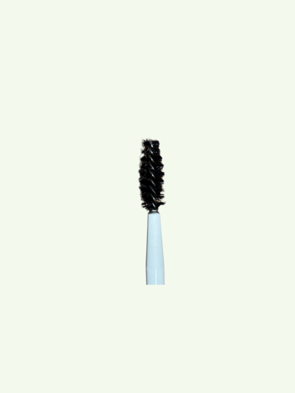 04 Dual ended Eyebrows & Liner Brush - Image 3